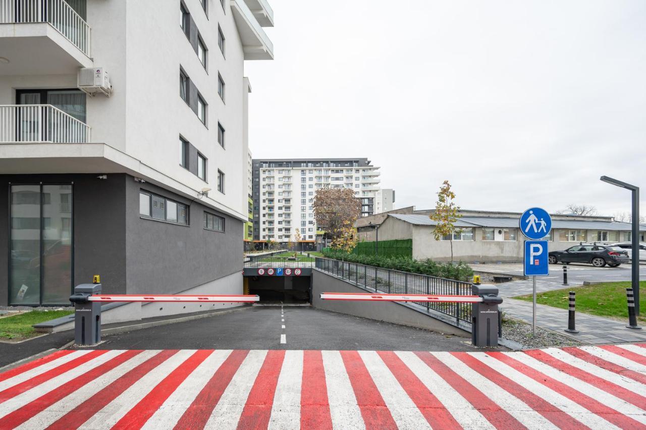 Km Flats Lägenhet Oradea Exteriör bild